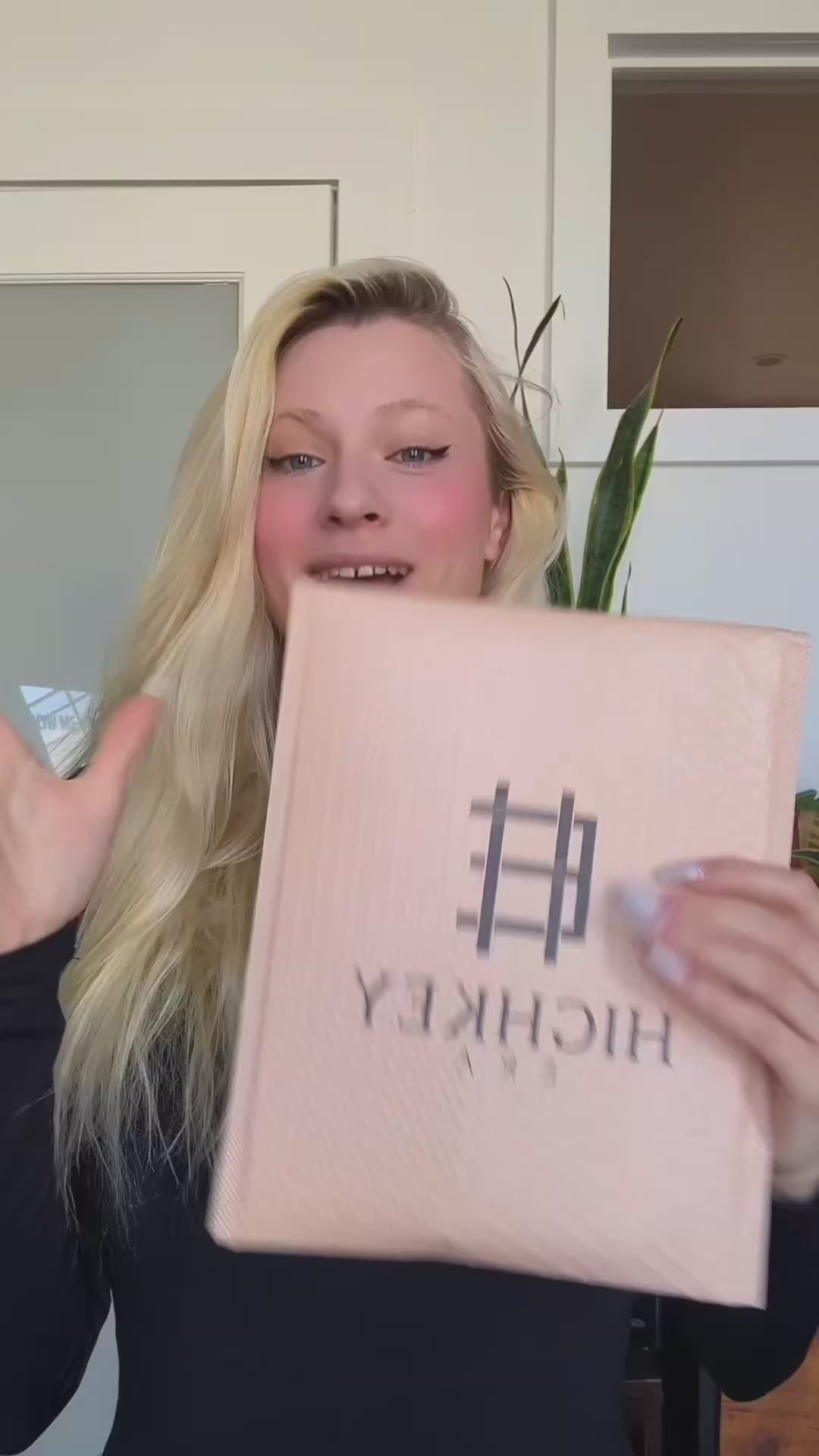 💋 PlumpEra Melt N’ Chill Gloss